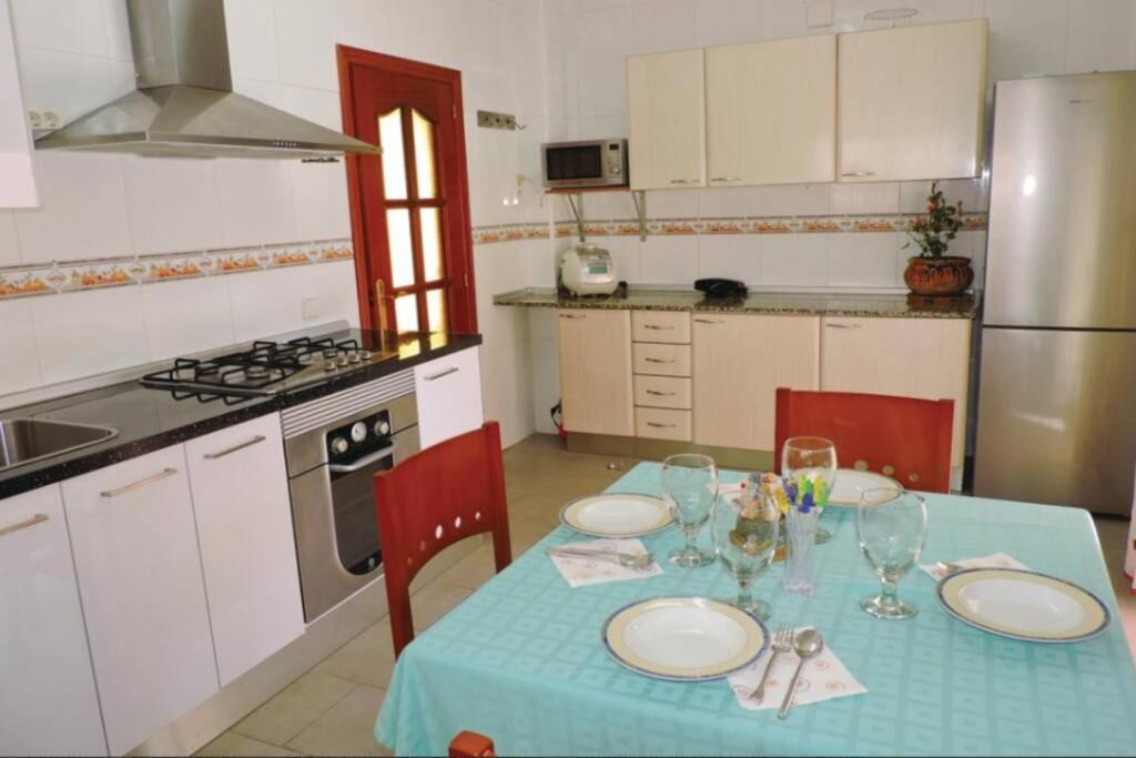 Preciosa Casa Con Piscina Al Lado De La Playa Villa Miami Playa Bagian luar foto