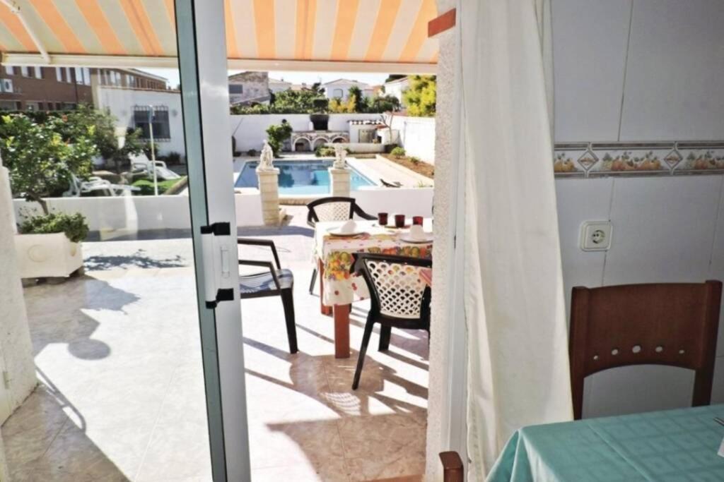 Preciosa Casa Con Piscina Al Lado De La Playa Villa Miami Playa Bagian luar foto